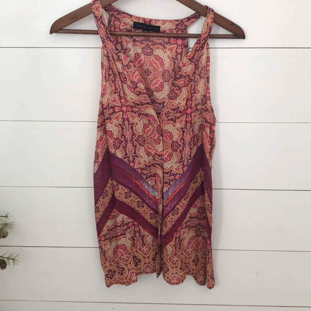 Sanctuary size M